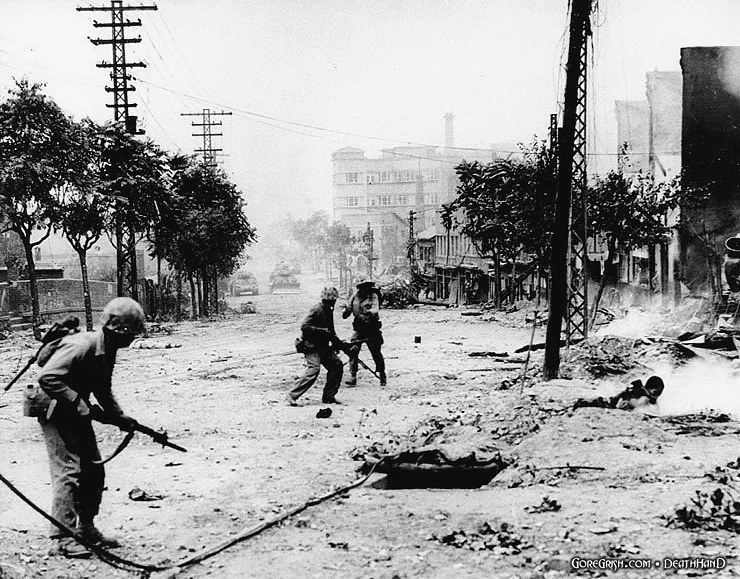 us-marines-in-street-fighting-Seoul-S-Korea-sep1950.jpg