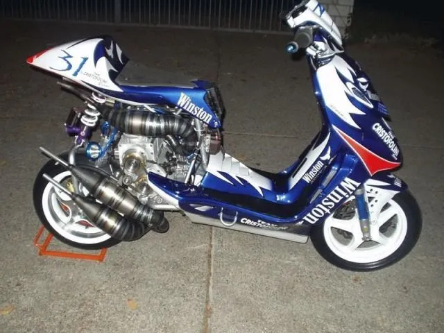 v4-scooter.webp