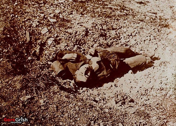 ww1-dead-german-soldier-Marne.jpg
