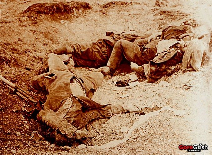 ww1-dead-soldiers-Meuse.jpg
