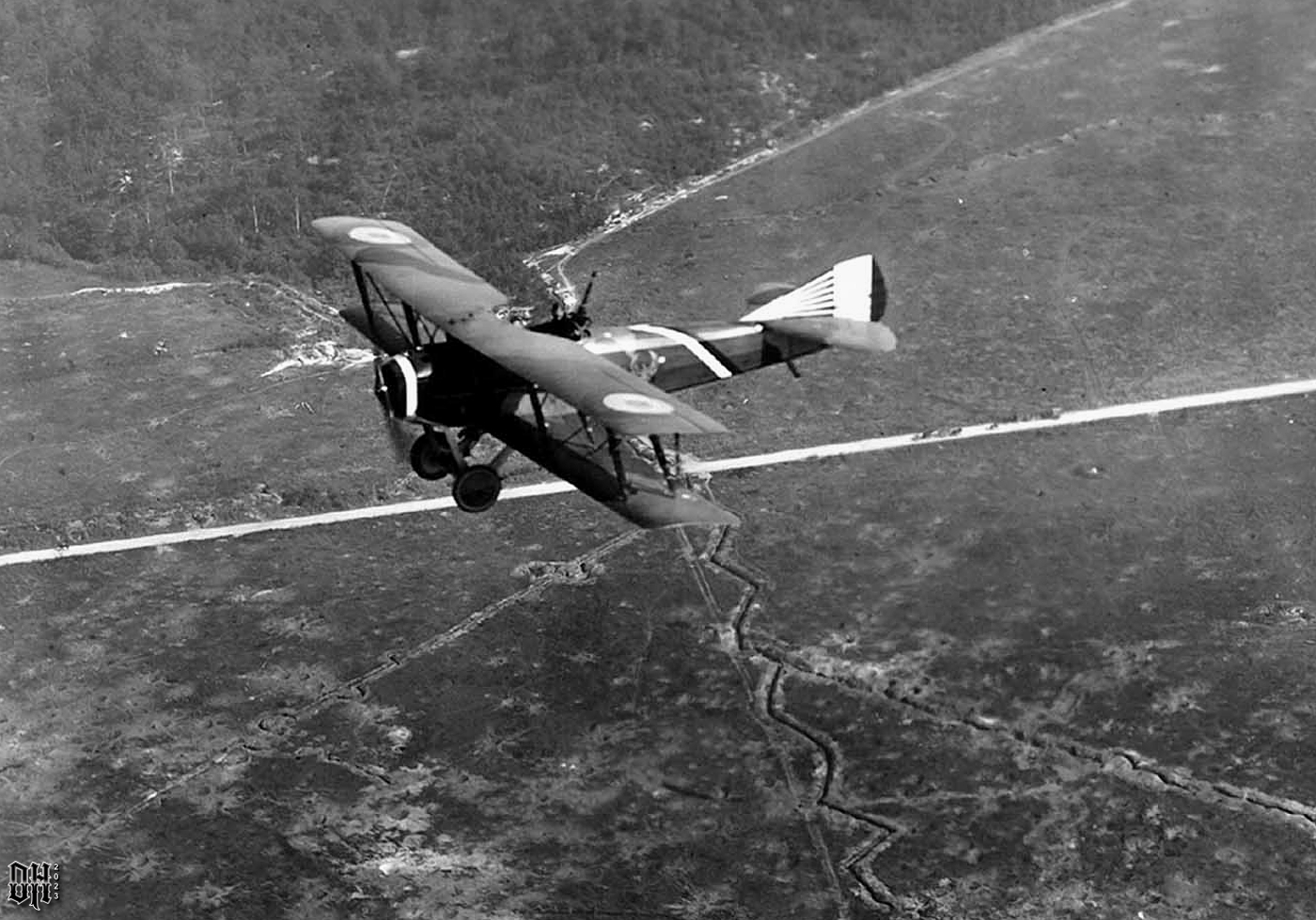 WW1 Planes 5 - French SPAD S.XVI two-seat biplane reconnaissance aircraft.jpg
