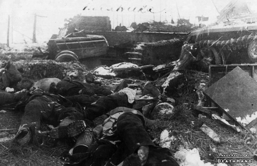 ww2-dead-german-soldiers-convoy-Kursk.jpg