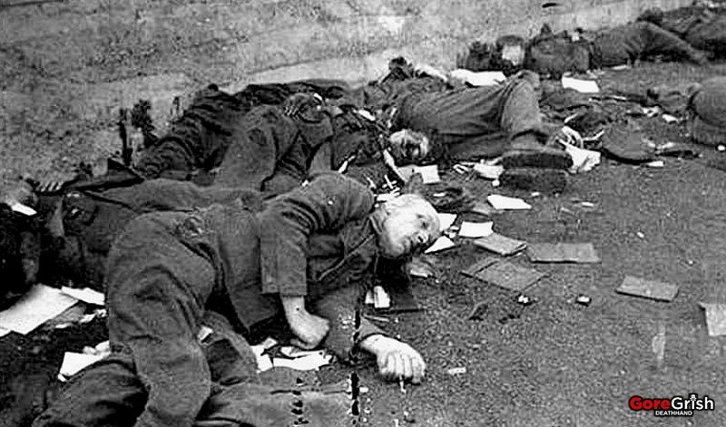 ww2-Op-Barbarossa32-dead-red-soldiers-Ukraine-jun-dec1941.jpg