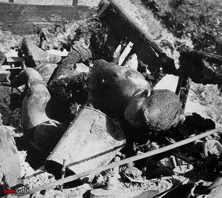 ww2-Op-Barbarossa4-dead-red-soldiers-Ukraine-jun-dec1941.jpg