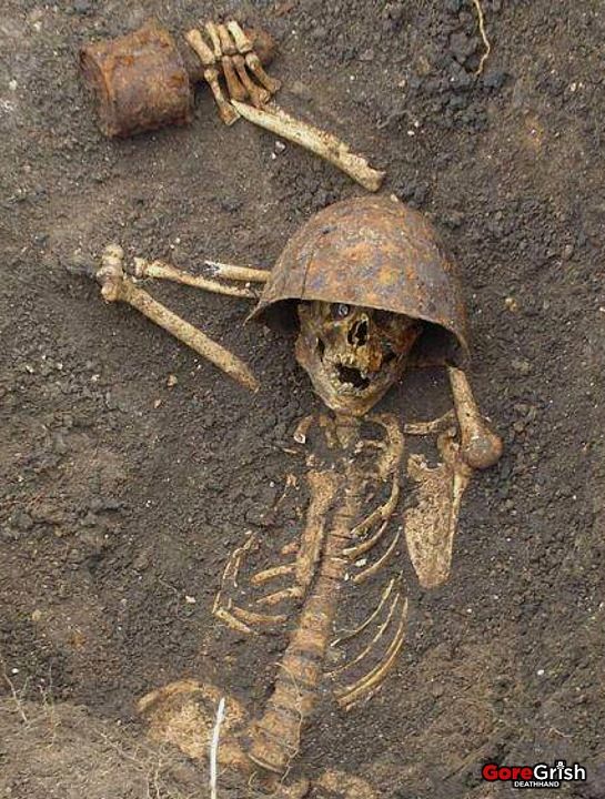 ww2-remains-of-russian-soldier.jpg