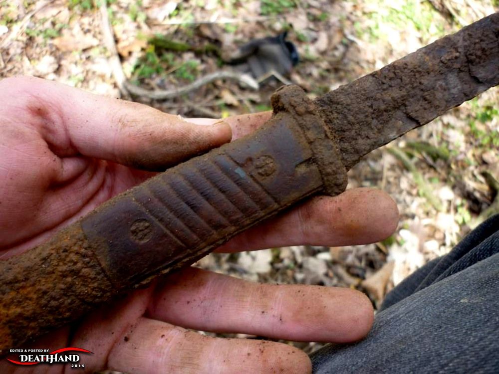ww2-war-relics-unearthed-42.jpg