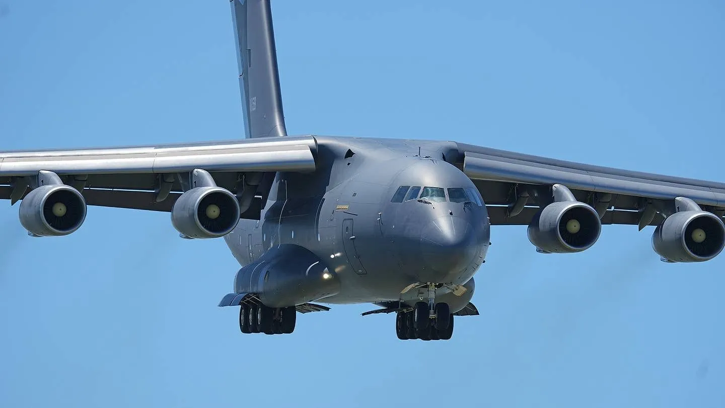 Y-20-Serbia.jpg