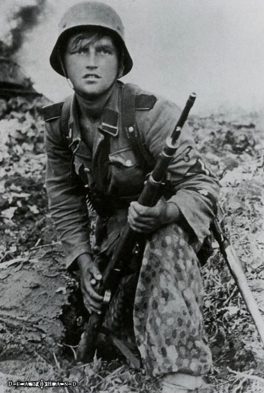 young-german-soldier.jpg