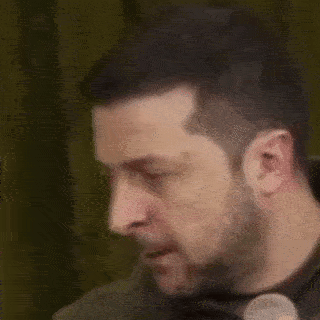 zelenskiy-tongue-ezgif.com-optimize.gif