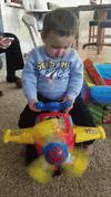 kid-airplane.gif