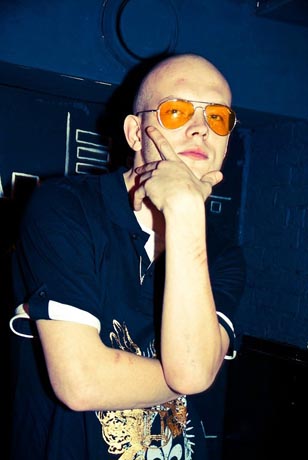 03.jpg