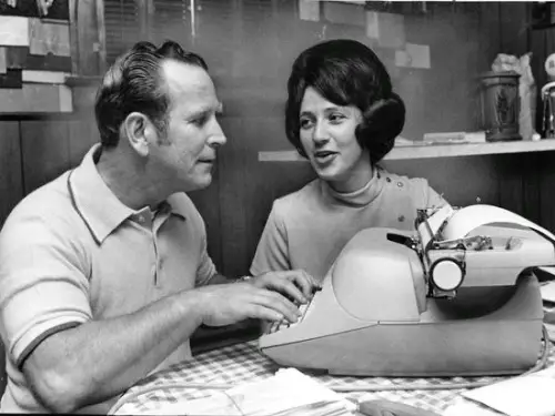edward-edwards-and-wife.jpg