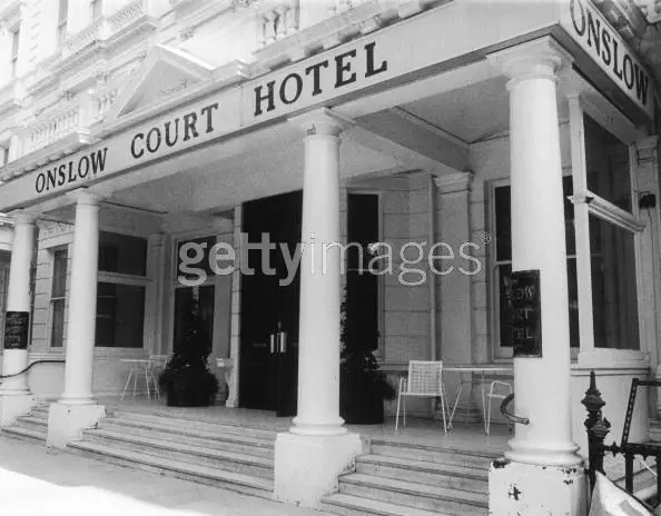 onslow_court_hotel.jpg