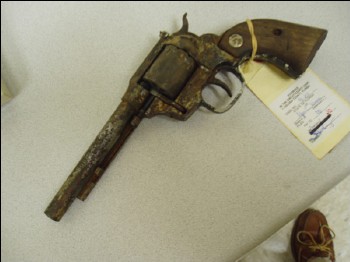 gun-1.jpg