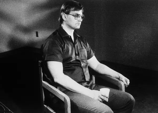 jeffrey-dahmer-613.jpg