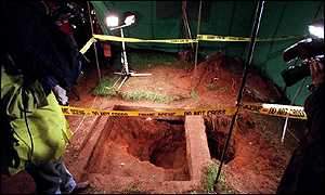hole_002.jpg