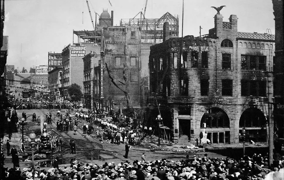 bombing_002.jpg